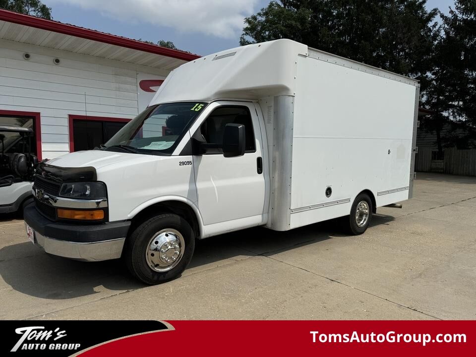 2015 Chevrolet Express Commercial Cutaway  - Tom's Venta De Auto