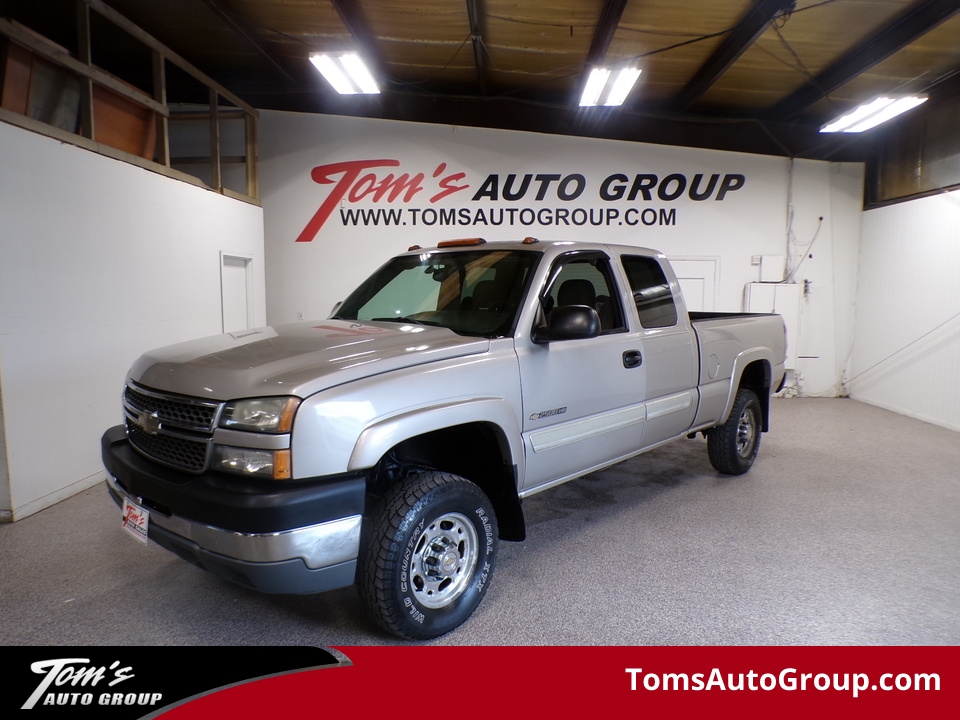 2005 Chevrolet Silverado 2500HD LS  - T17690  - Tom's Auto Group