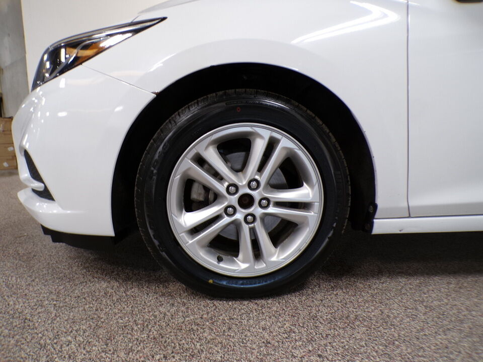 2018 Chevrolet Cruze  - Tom's Auto Sales, Inc.