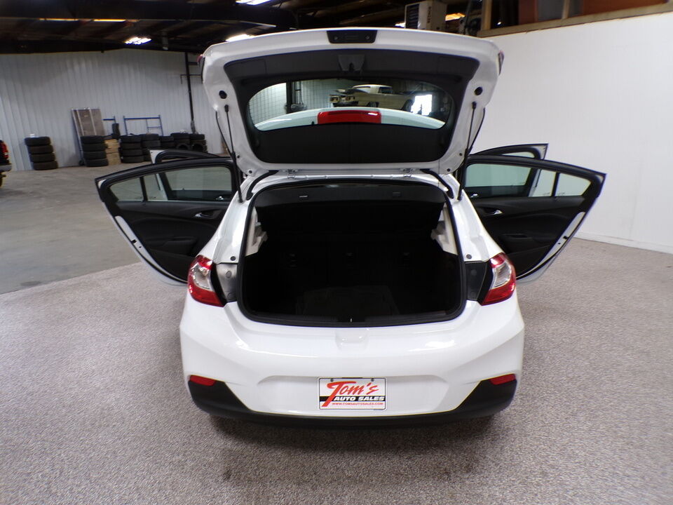 2018 Chevrolet Cruze  - Tom's Auto Sales, Inc.