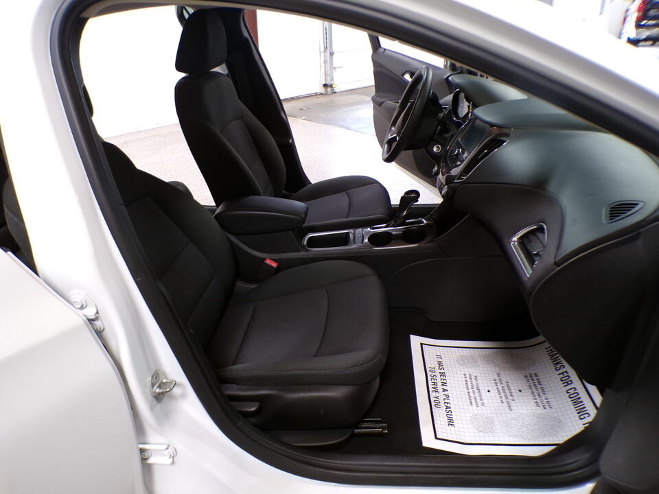 2018 Chevrolet Cruze  - Tom's Auto Sales, Inc.