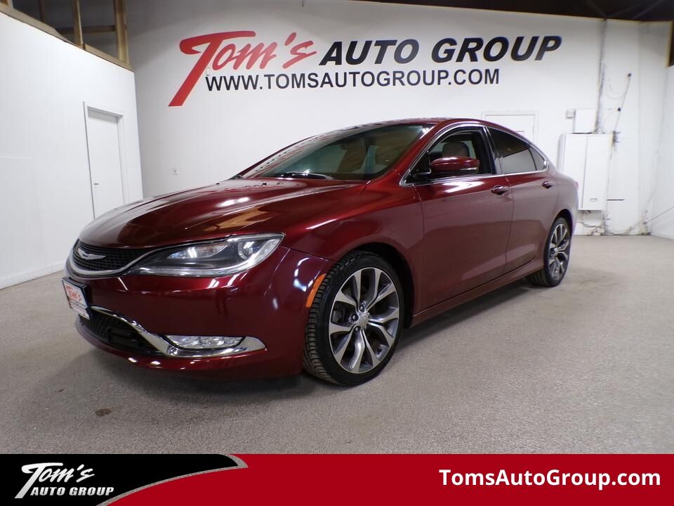 2015 Chrysler 200  - Tom's Auto Sales, Inc.