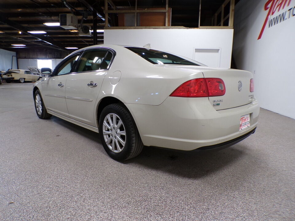 2011 Buick Lucerne  - Tom's Credit City