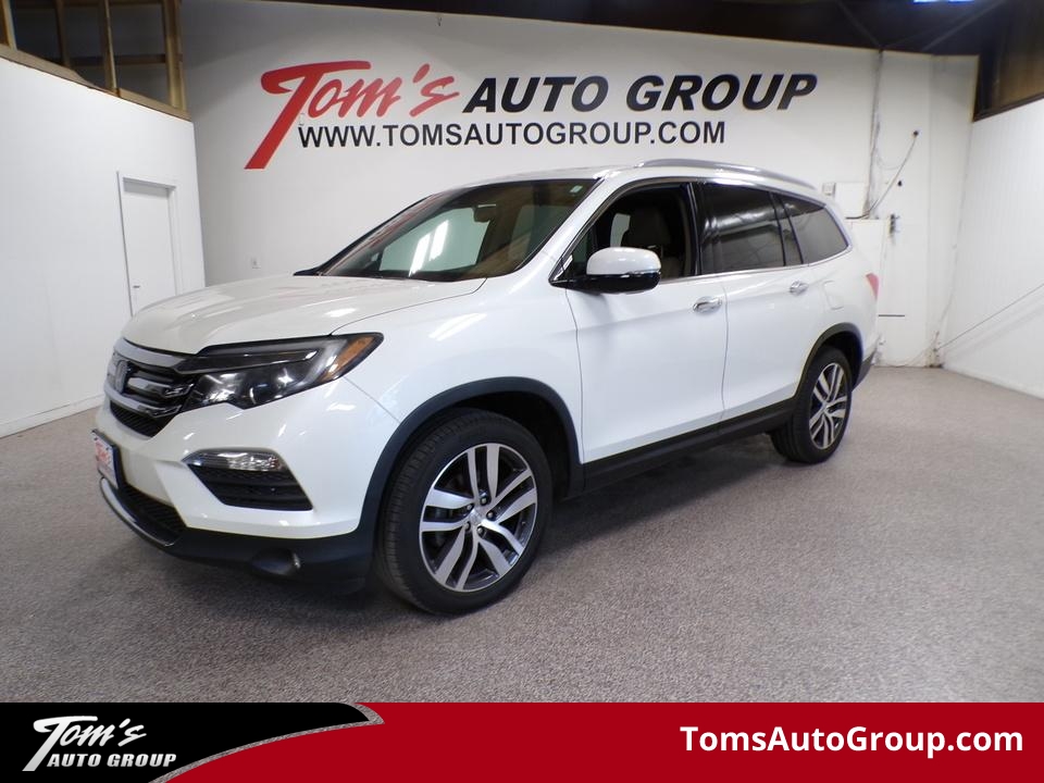 2016 Honda Pilot Touring  - M30260L  - Tom's Auto Group