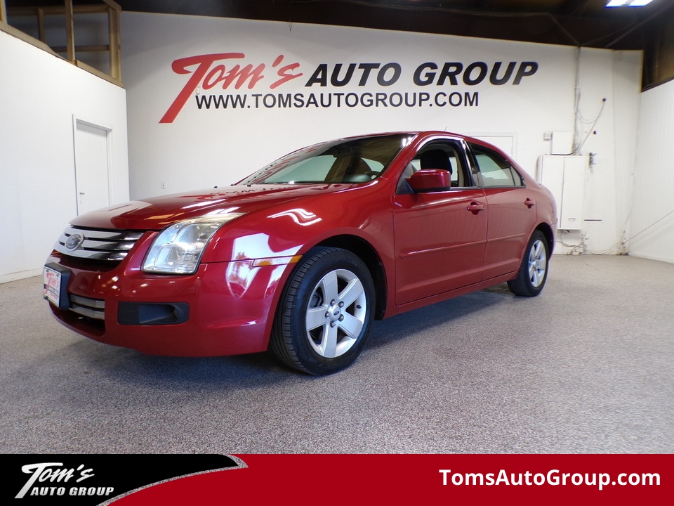 2009 Ford Fusion SE  - M15575L  - Tom's Auto Group