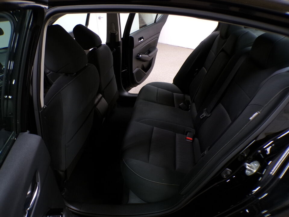2021 Nissan Altima  - Tom's Credit City