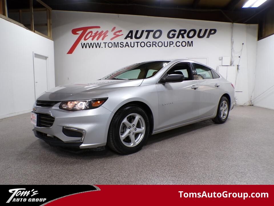 2016 Chevrolet Malibu  - Tom's Auto Group