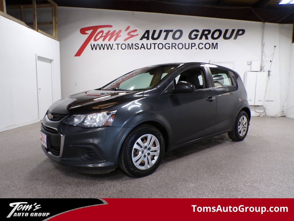 2020 Chevrolet Sonic LT  - M28524Z  - Tom's Auto Sales, Inc.