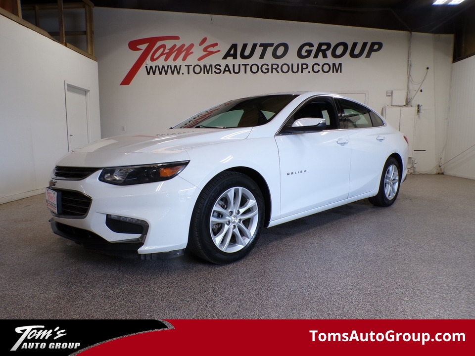 2017 Chevrolet Malibu LT  - M73727L  - Tom's Auto Group