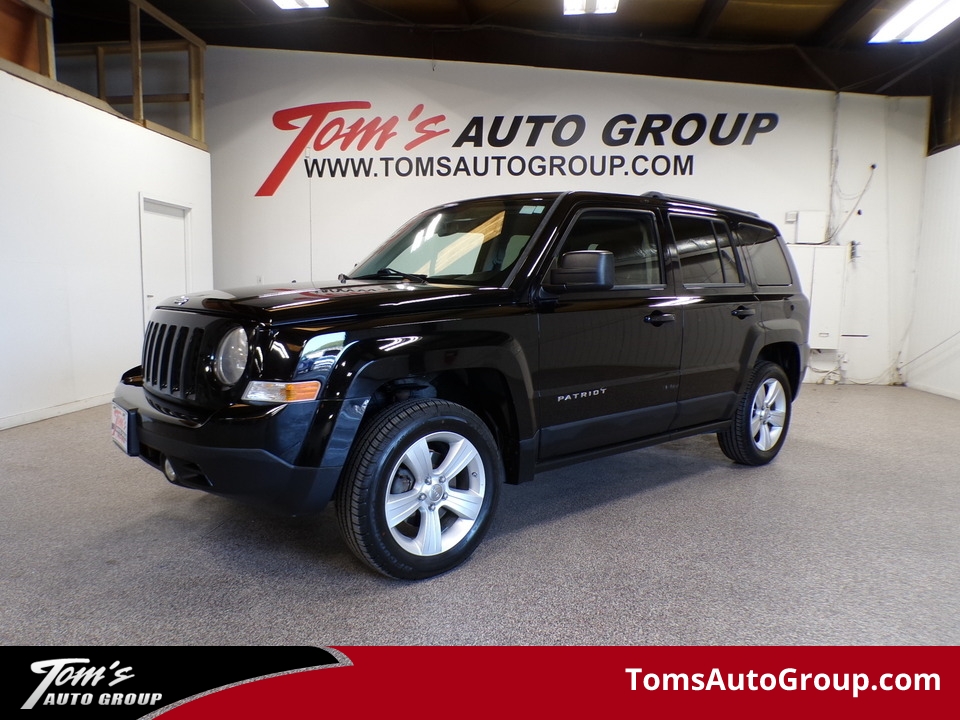 2012 Jeep Patriot Latitude  - M13336  - Tom's Auto Group