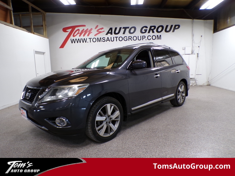 2014 Nissan Pathfinder Platinum  - W12348  - Toms Auto Sales West