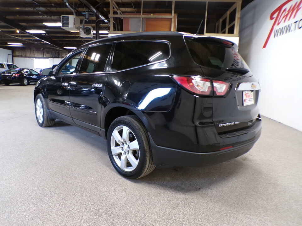 2017 Chevrolet Traverse  - Tom's Credit City