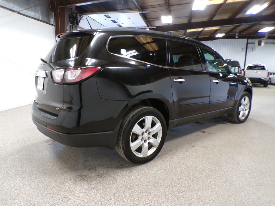 2017 Chevrolet Traverse  - Tom's Credit City