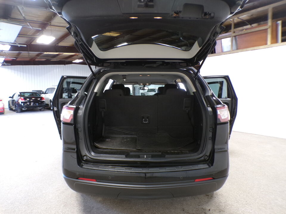 2017 Chevrolet Traverse  - Tom's Credit City