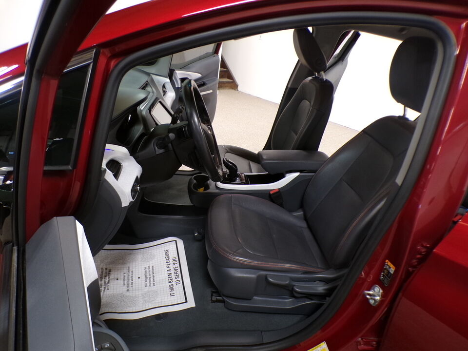 2017 Chevrolet Bolt EV  - Tom's Credit City