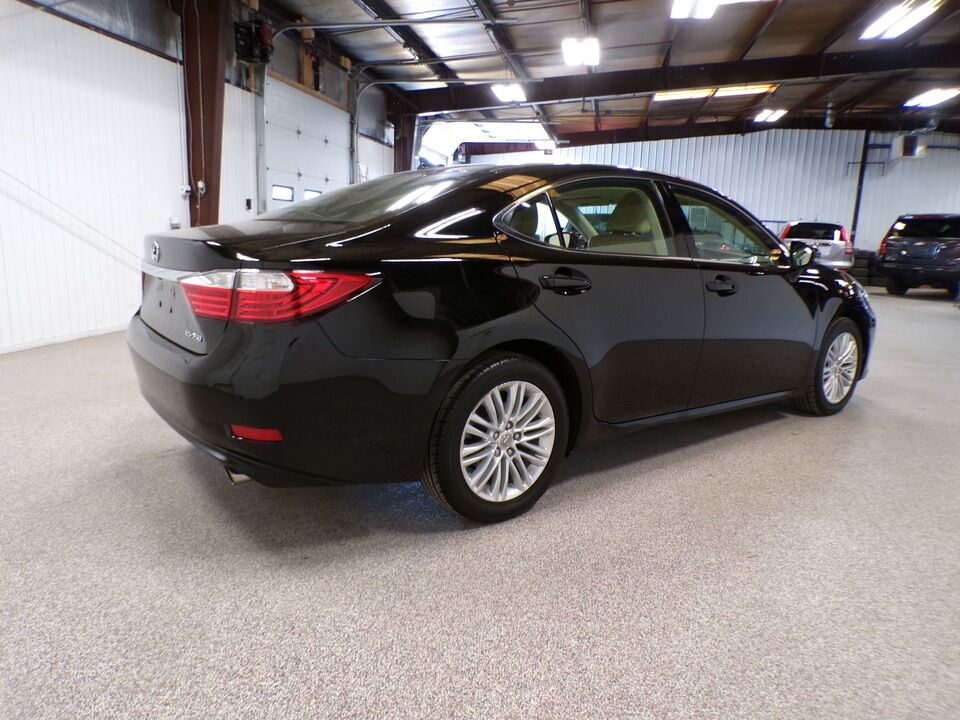2013 Lexus ES 350  - Tom's Credit City