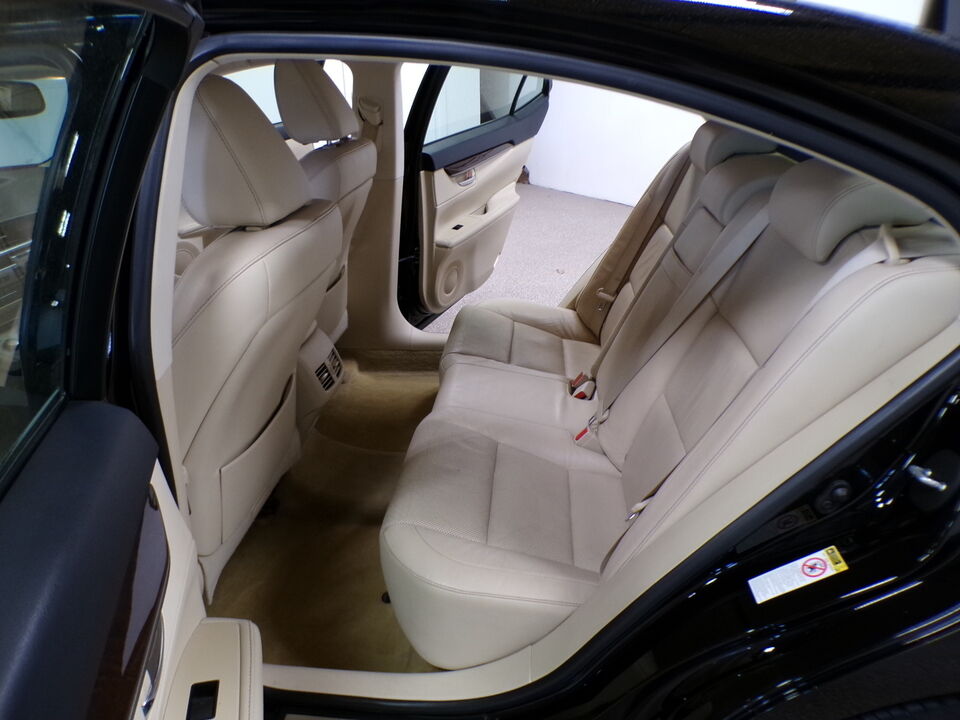 2013 Lexus ES 350  - Tom's Credit City