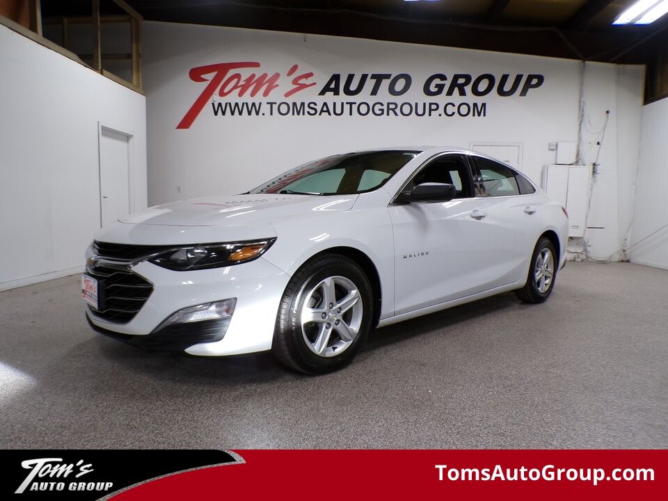 2019 Chevrolet Malibu  - Tom's Auto Group