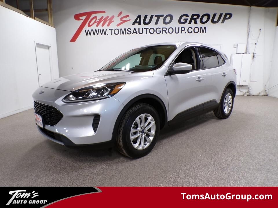 2020 Ford Escape  - Tom's Auto Sales North