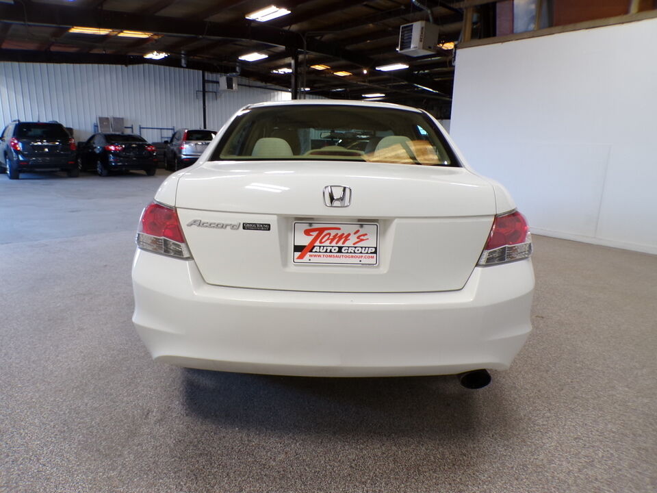 2009 Honda Accord  - Tom's Budget Cars