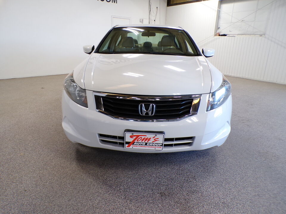 2009 Honda Accord  - Tom's Budget Cars
