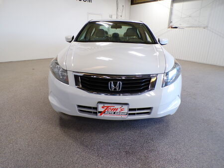 2009 Honda Accord  - Tom's Budget Cars