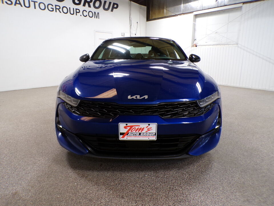 2022 Kia K5  - Tom's Budget Cars