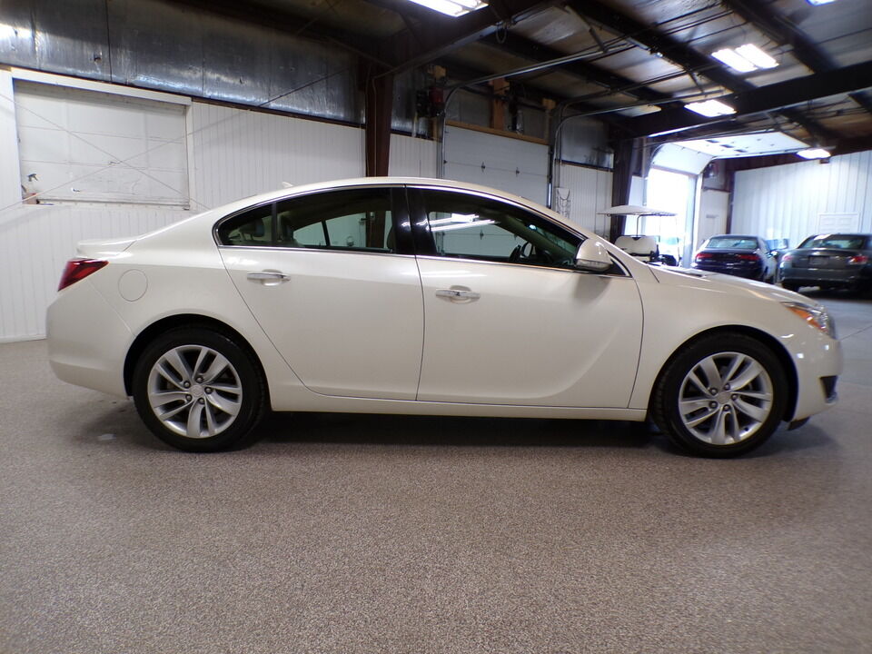 2014 Buick Regal  - Tom's Auto Sales, Inc.