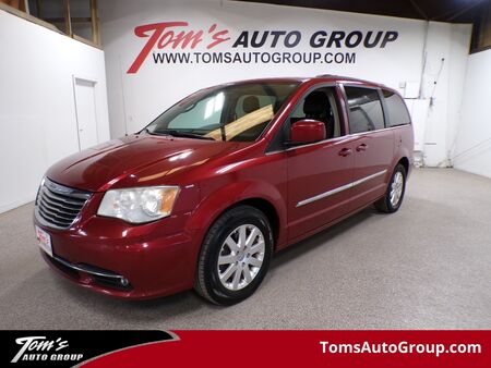 2014 Chrysler Town & Country  - Tom's Auto Group