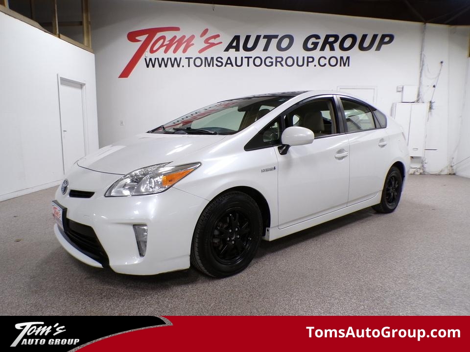 2013 Toyota Prius Three  - M77947L  - Tom's Auto Group