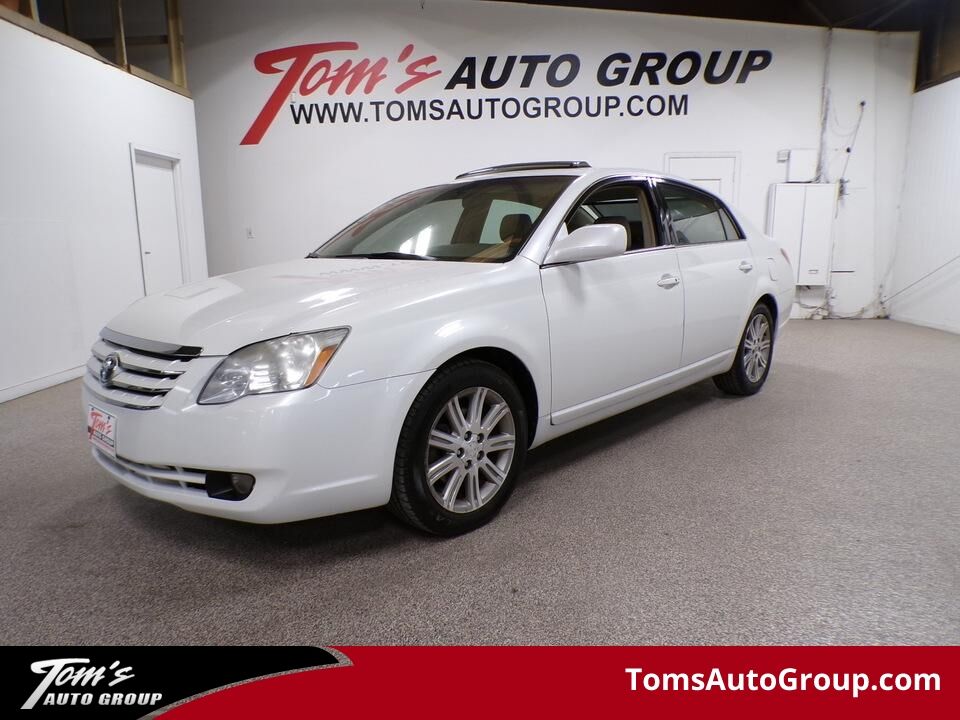 2006 Toyota Avalon  - Tom's Auto Group