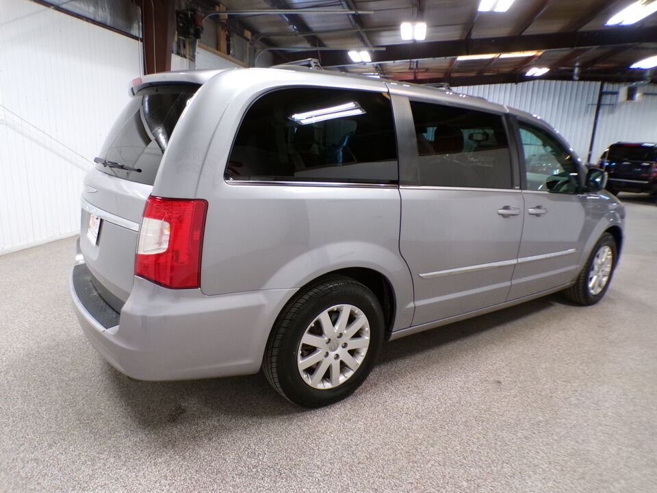 2014 Chrysler Town & Country  - Tom's Credit City