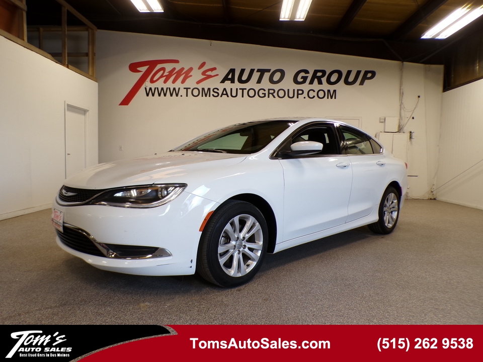 2015 Chrysler 200 Limited  - 57760  - Tom's Auto Sales, Inc.