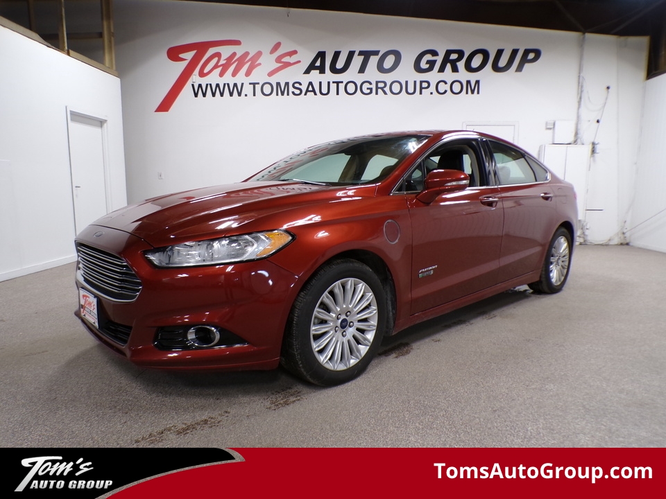 2014 Ford Fusion Energi Titanium  - W93726L  - Toms Auto Sales West