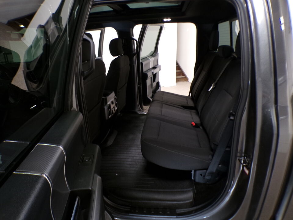 2017 Ford F-150  - Tom's Credit City
