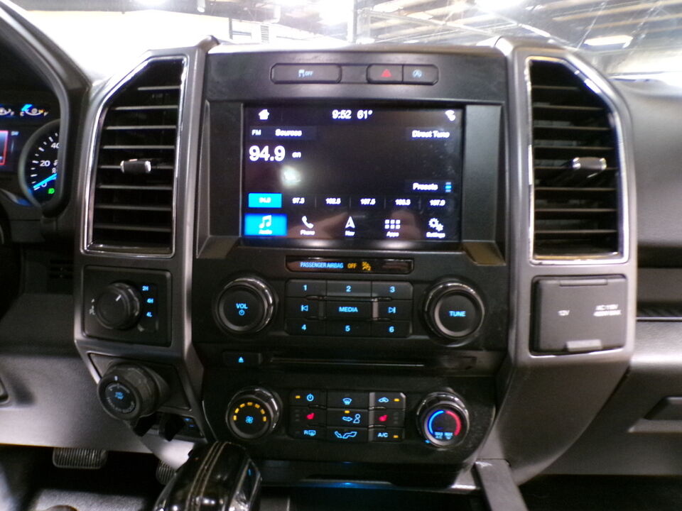 2017 Ford F-150  - Tom's Credit City