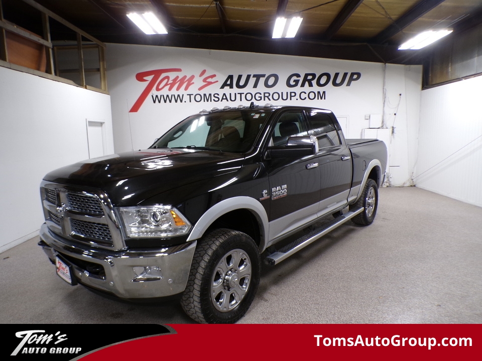 2018 Ram 3500 Laramie  - T73524L  - Tom's Auto Group