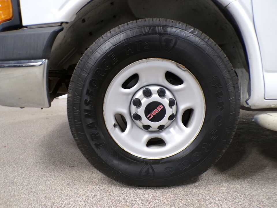 2014 GMC Savana Cargo Van  - Tom's Credit City