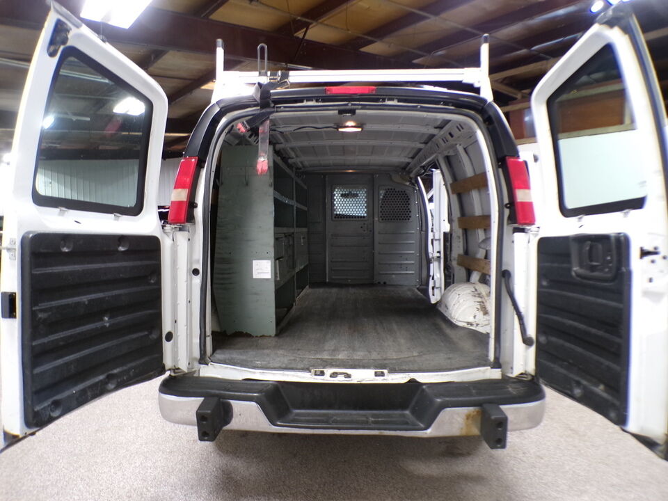 2014 GMC Savana Cargo Van  - Tom's Credit City