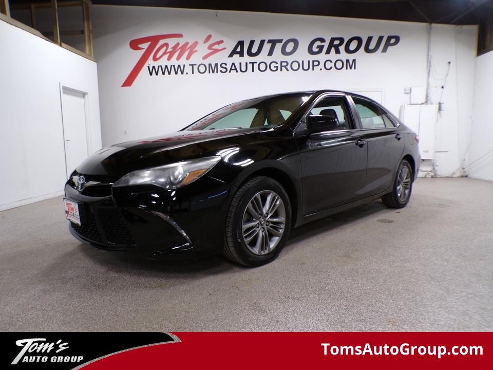 2015 Toyota Camry SE  - W29081  - Toms Auto Sales West