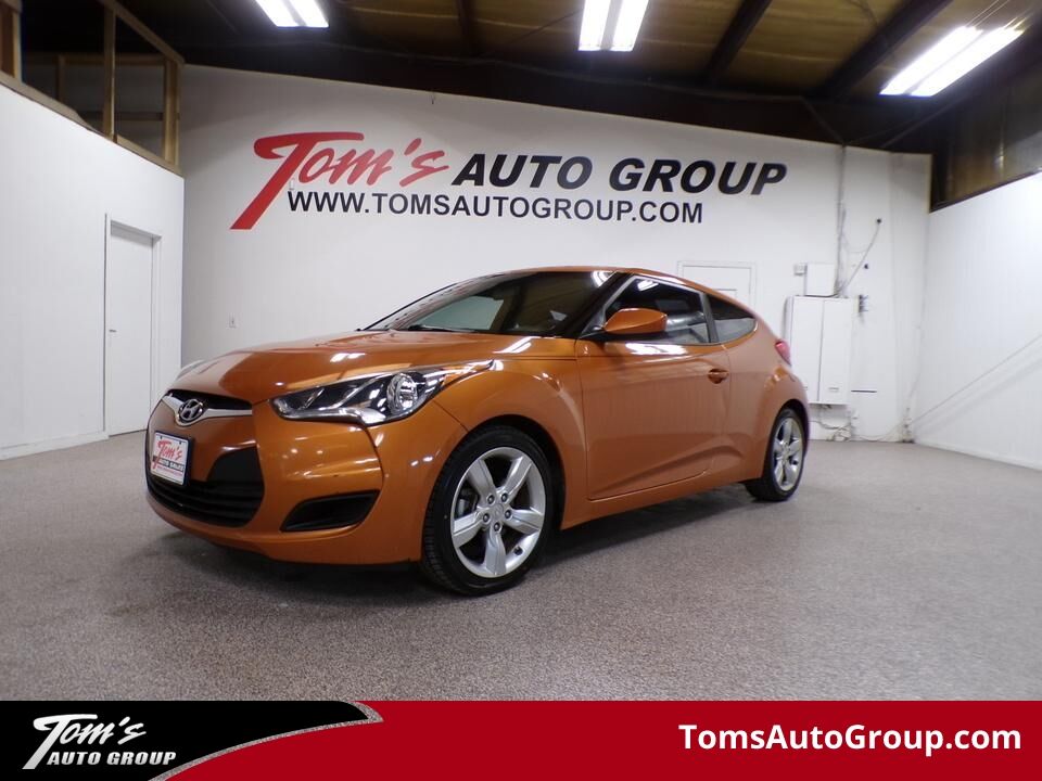 2015 Hyundai Veloster  - Tom's Auto Group