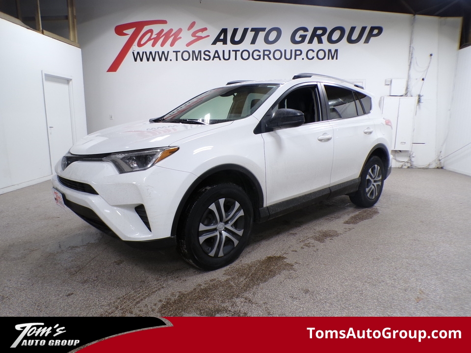 2018 Toyota RAV-4 LE  - M83934L  - Tom's Auto Group