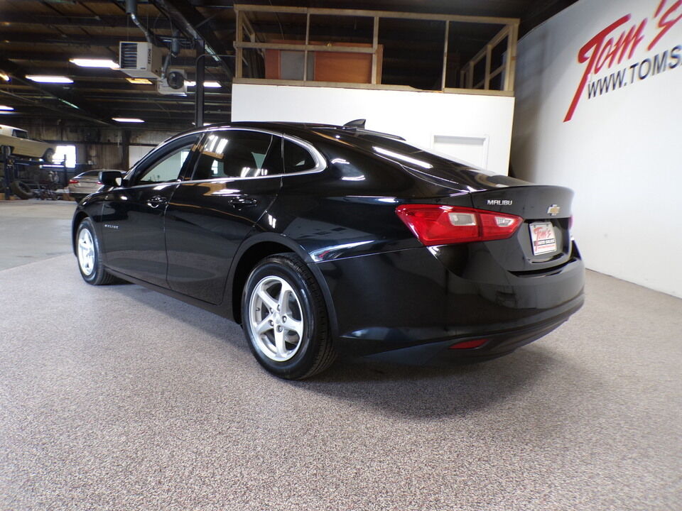 2018 Chevrolet Malibu  - Tom's Credit City