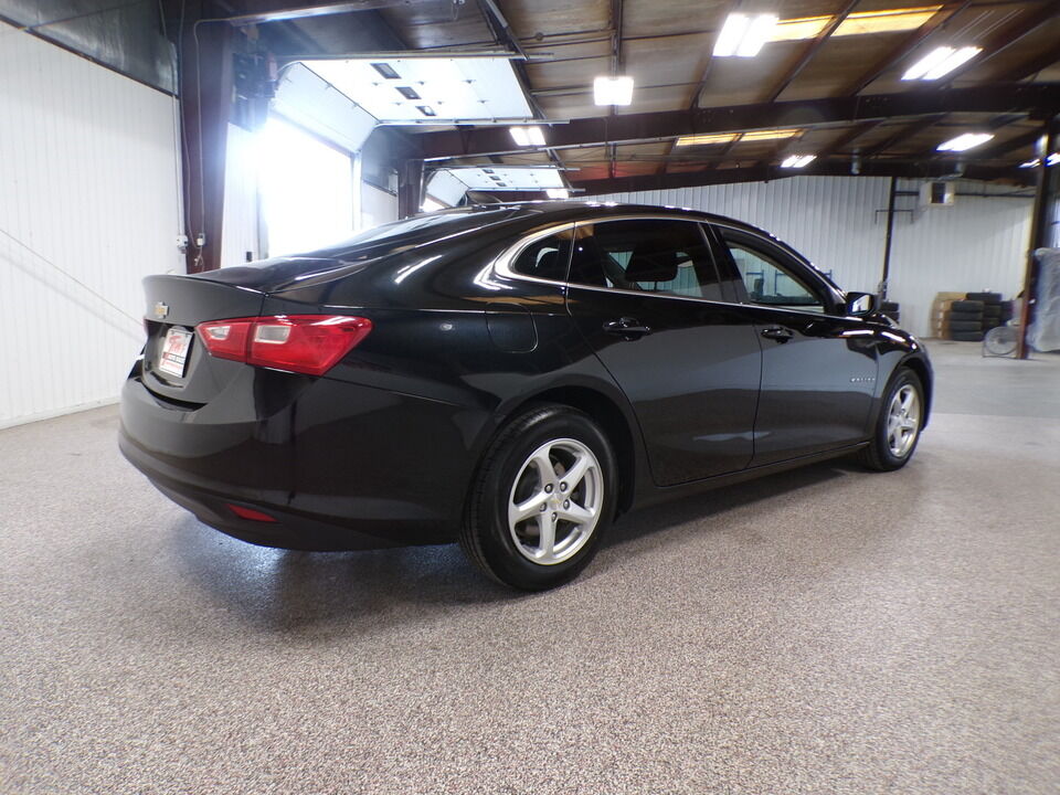 2018 Chevrolet Malibu  - Tom's Credit City