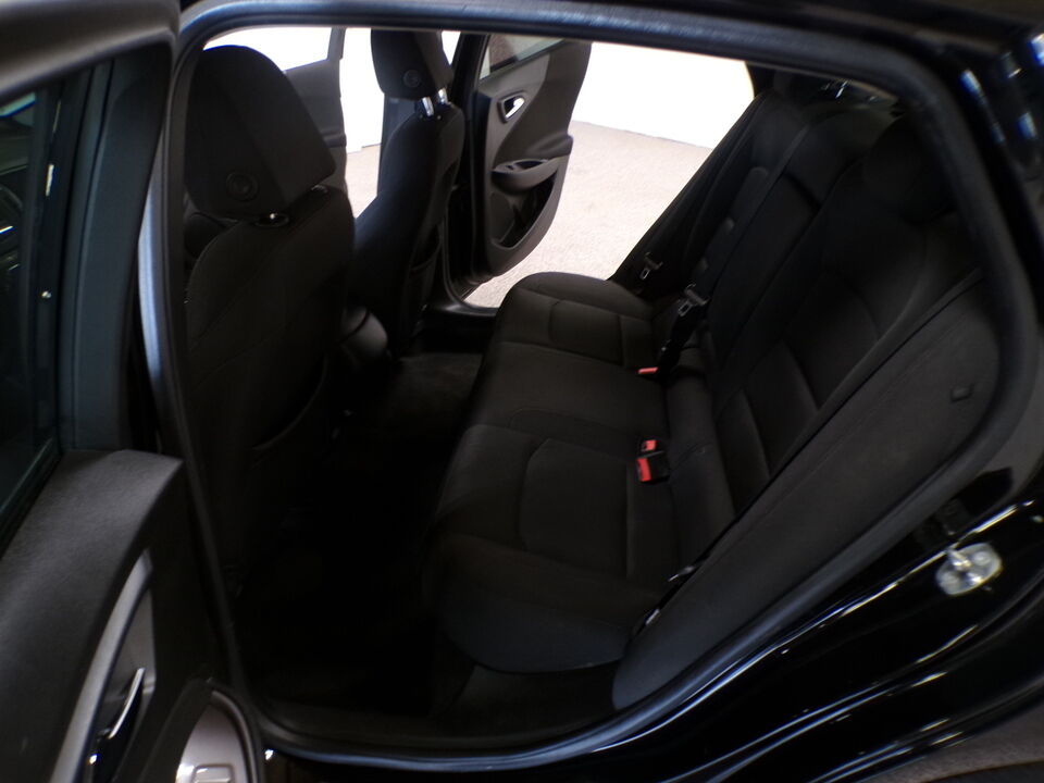 2018 Chevrolet Malibu  - Tom's Credit City