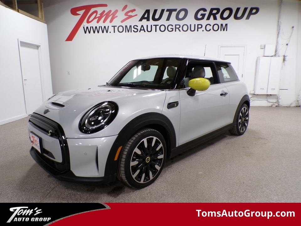 2022 Mini Hardtop 2 Door Cooper SE  - M48890  - Tom's Auto Group