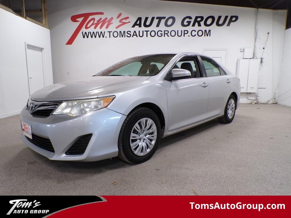 2012 Toyota Camry  - Tom's Budget Cars