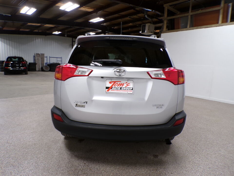 2014 Toyota RAV-4  - Tom's Budget Cars