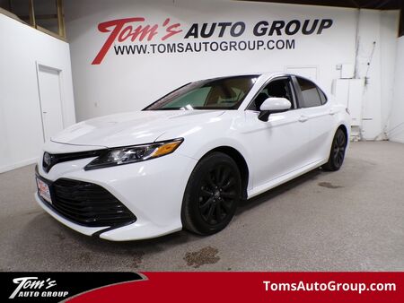 2019 Toyota Camry  - Tom's Auto Group