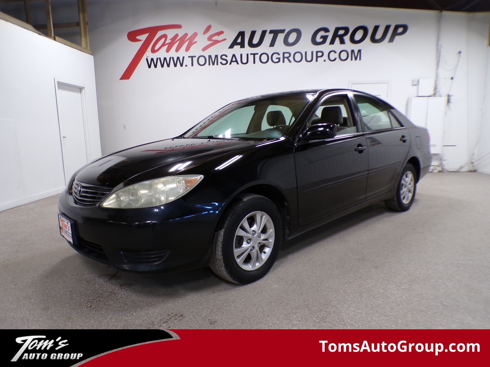 2006 Toyota Camry LE V6  - B11011  - Tom's Auto Group